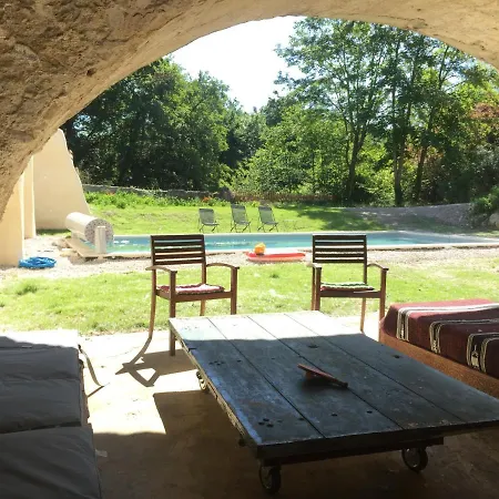 Appartement Les Pieds Dans L'eau, Vercors - Riviere Privee- Piscine